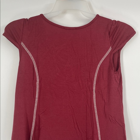 Rust Red Short Sleeve Top with White Lace Detailing - Picture 7 of 7